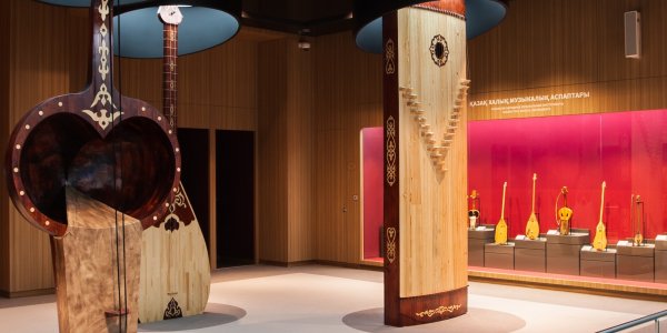 Қазақстан Республикасының Тұңғыш Президенті-Елбасының Кітапханасы (Назарбаев Орталығы)