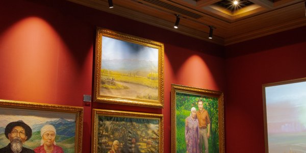 Қазақстан Республикасының Тұңғыш Президенті-Елбасының Кітапханасы (Назарбаев Орталығы)