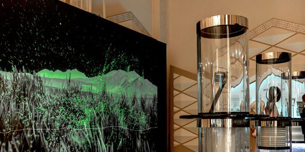 International exhibits transportation